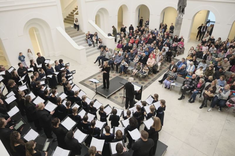 Arethasensemble und Kinderchor Voices of Munich - Das Nikolauswunder